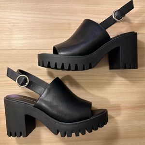 Madden Girl Sonny Platform Sandals
